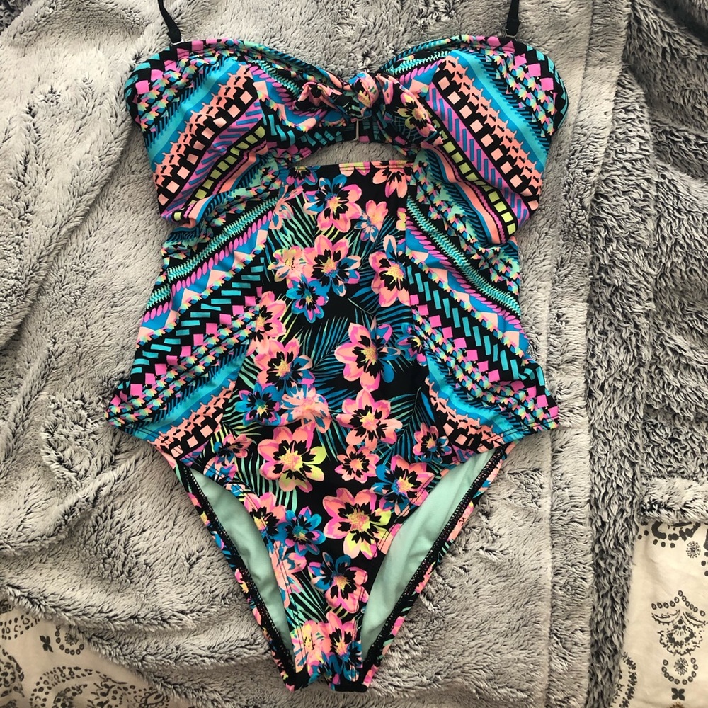 One Piece Bathingsuit